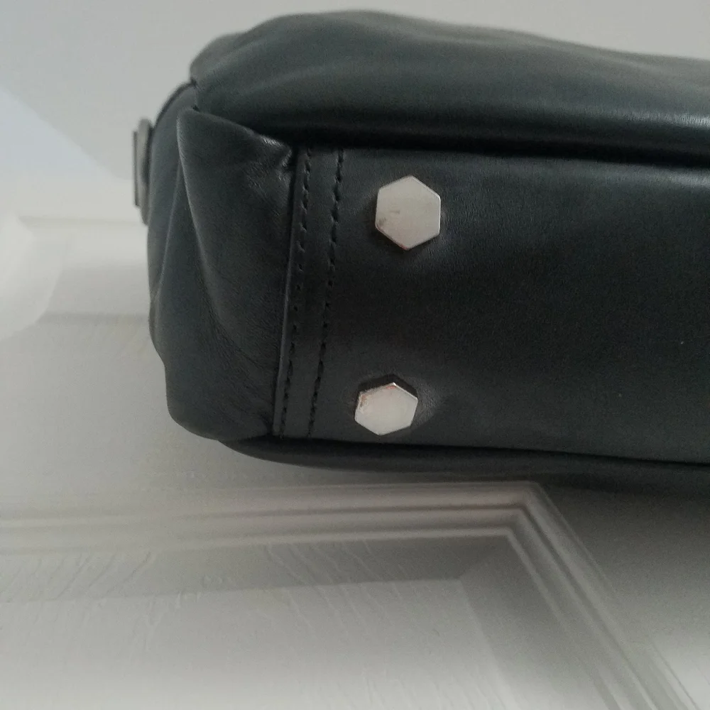 UGG Leather Slim Branford Satchel Laptop Work Bag - Picture 3 of 15